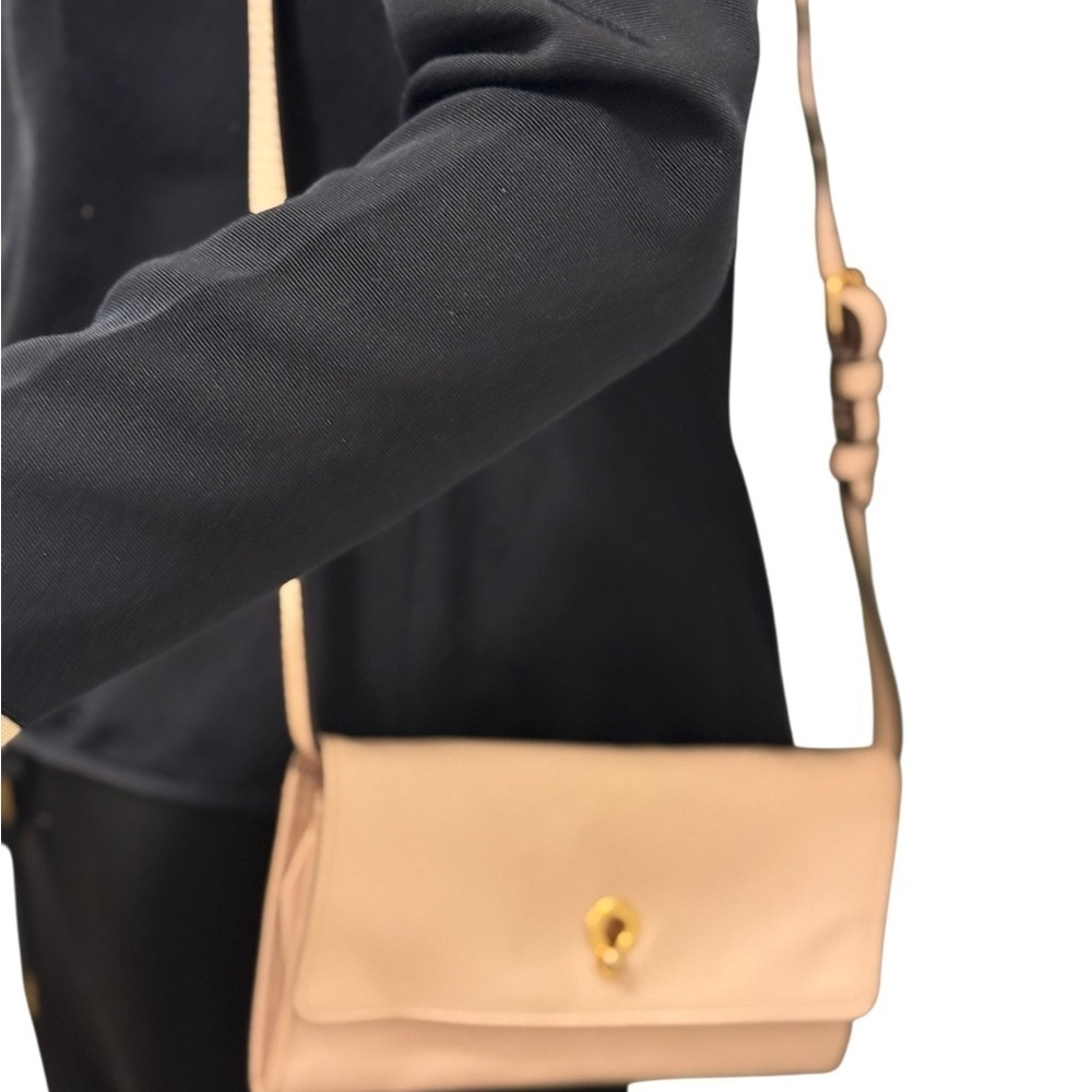 Cole Hann Elegant Cream Leather Shoulder Bag